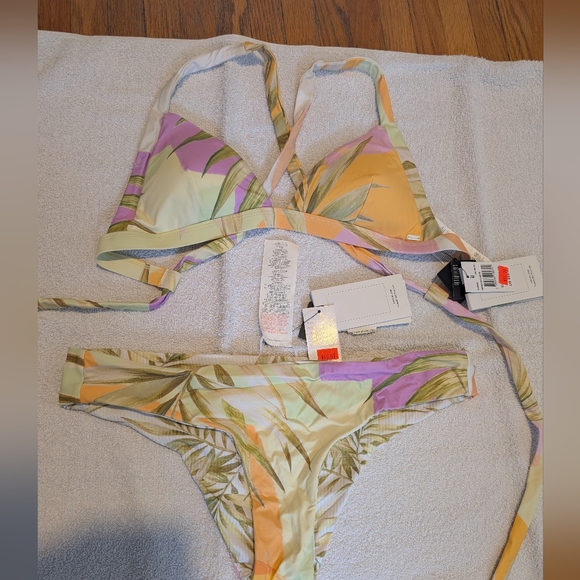 Nwt Ripcurl Bikini Nwt Size M - Picture 2 of 8